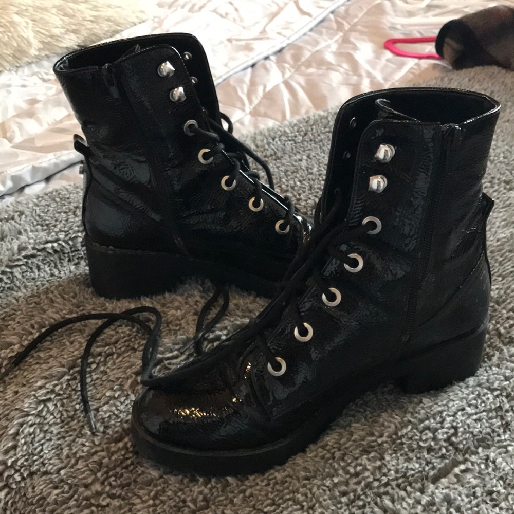 Steve Madden lace up combat boots